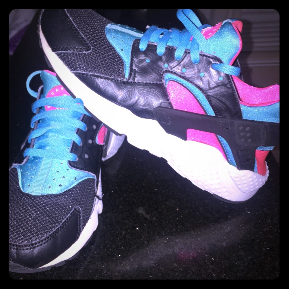 Cute!😍 Girl Nike Huaraches